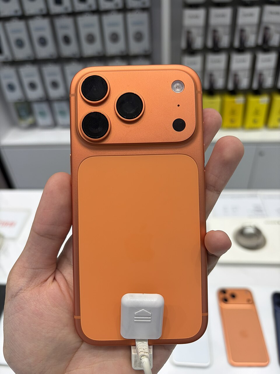 iPhone 17 Pro 256 GB Laranja-cósmico